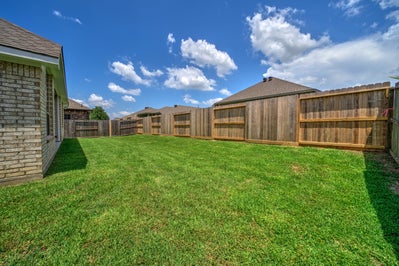 1,911sf New Home in Montgomery, TX