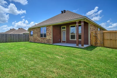 2,102sf New Home in Montgomery, TX