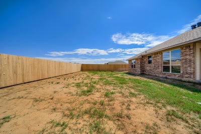1,566sf New Home in Navasota, TX