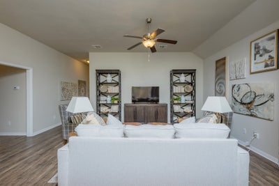 1,566sf New Home in Navasota, TX