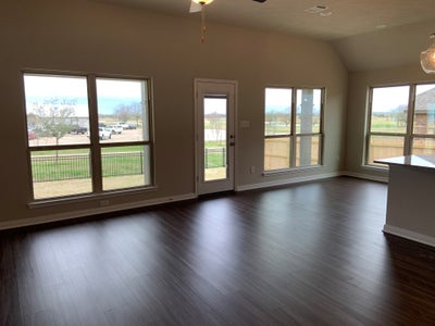 4br New Home in Navasota, TX