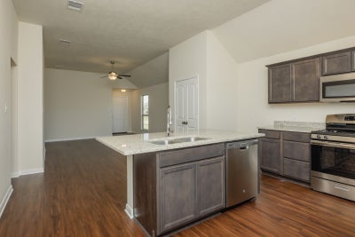 1,514sf New Home in Navasota, TX
