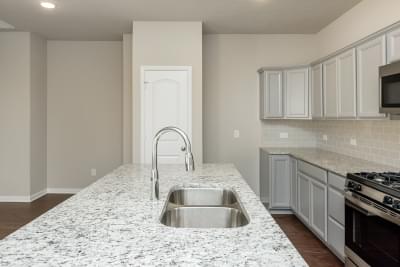 3br New Home in Angleton, TX
