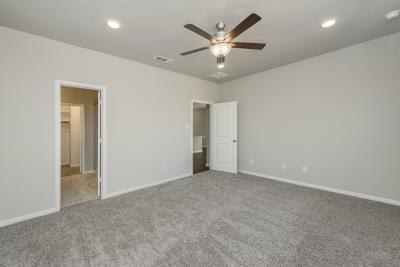 1,636sf New Home in Angleton, TX