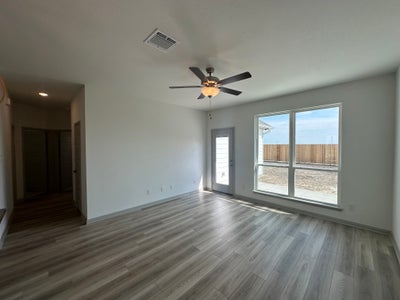 1,354sf New Home in Jarrell, TX